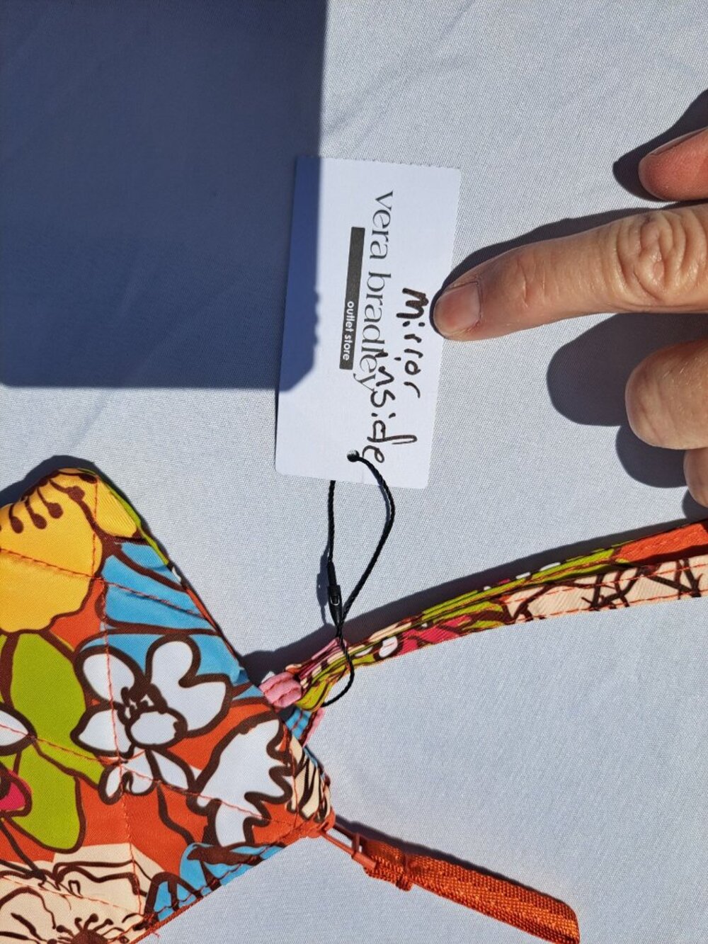 New Vera Bradley Essential Zip Wristlet - Midday Garden Floral Print Strap - Picture 6 of 8